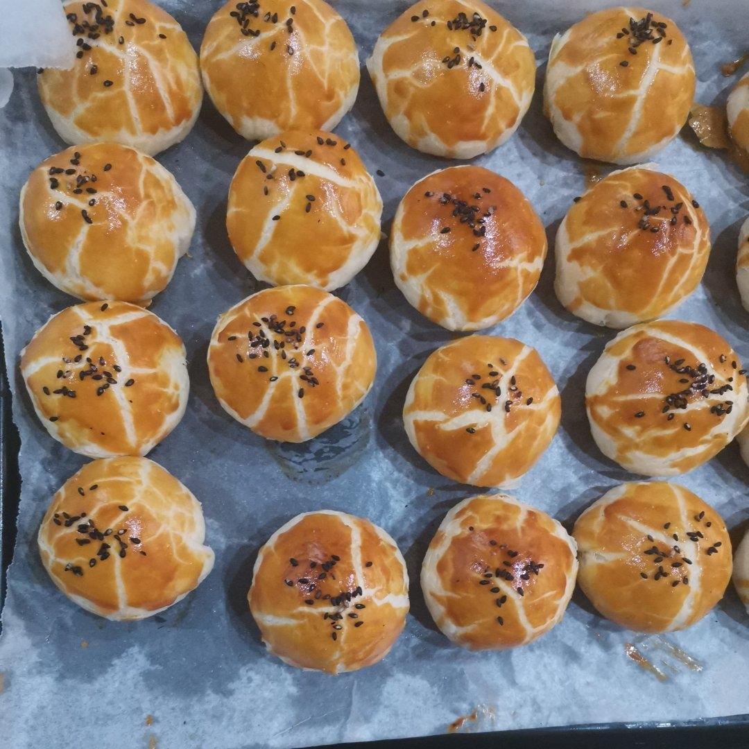 超简单 免揉 酥掉渣的蛋黄酥(超详细附全程视频)不破酥『万能酥皮』