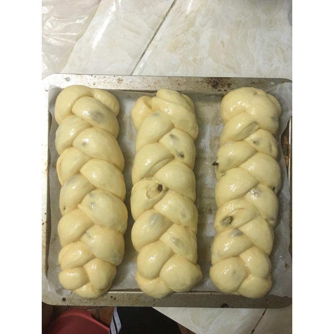 优雅烘焙 2015：犹太人的大辫子面包手工揉面版