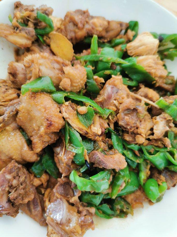 红烧鸡块 大盘鸡 青椒炒鸡做法