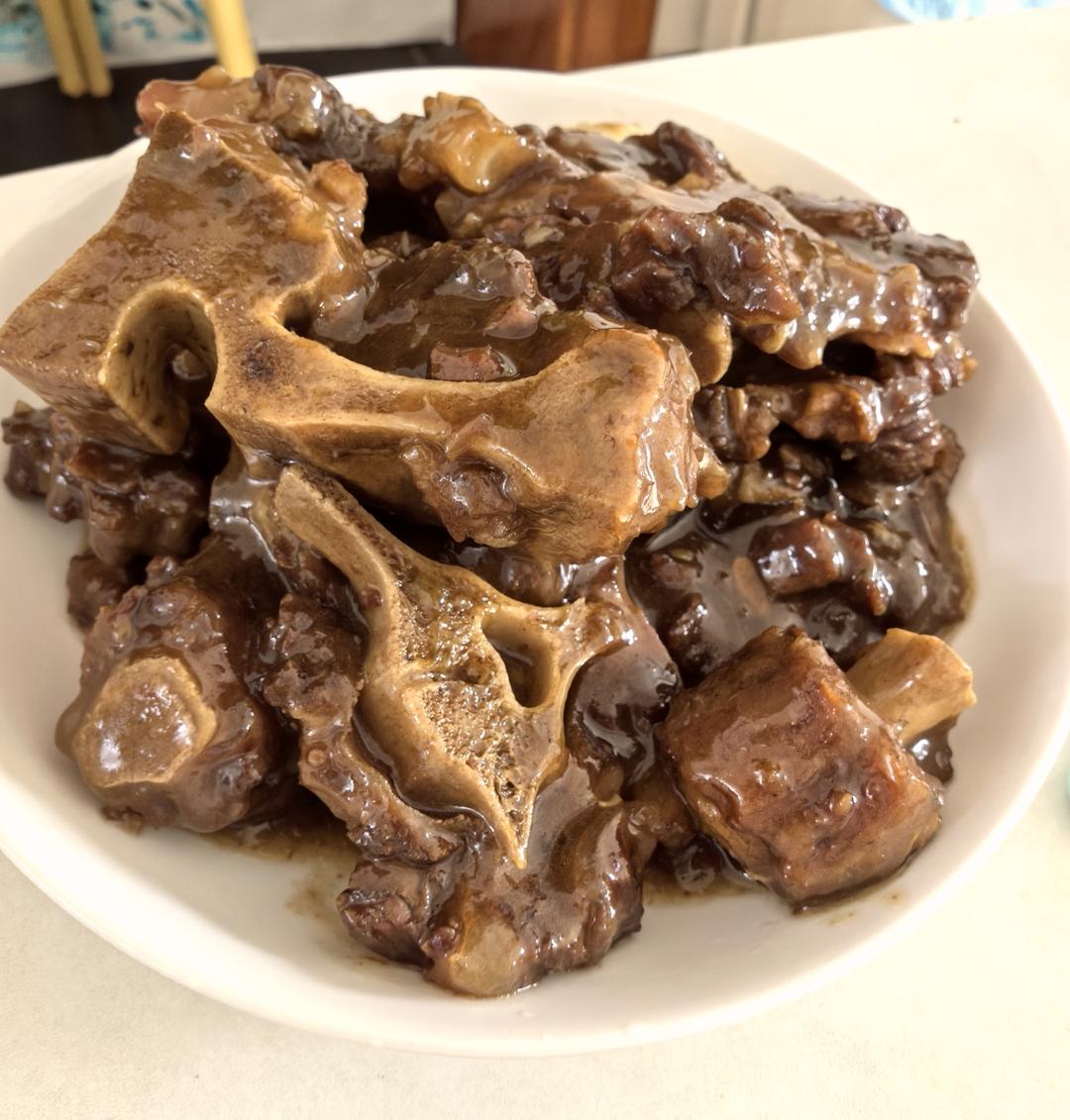 红烧牛尾
