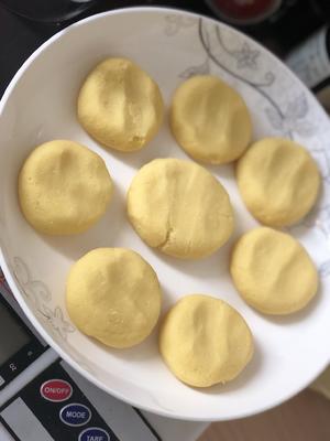 香润玉米锅边饼的做法 步骤5