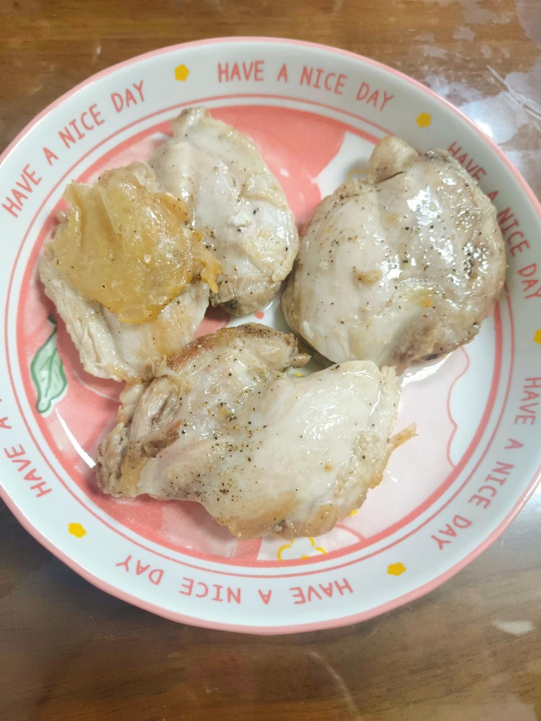 狂推荐的无油脆皮煎鸡腿排