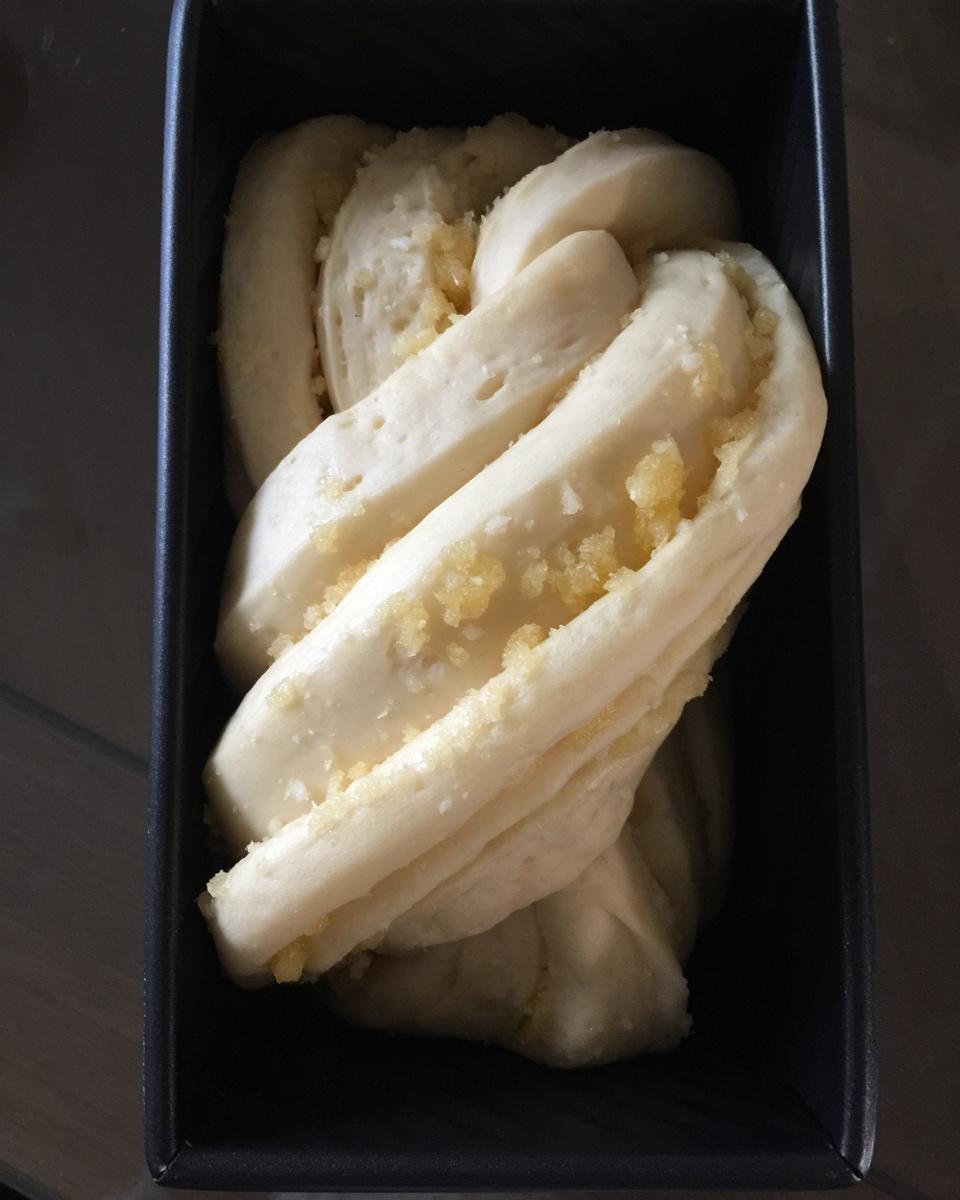 椰蓉吐司面包 Coconut Loaf