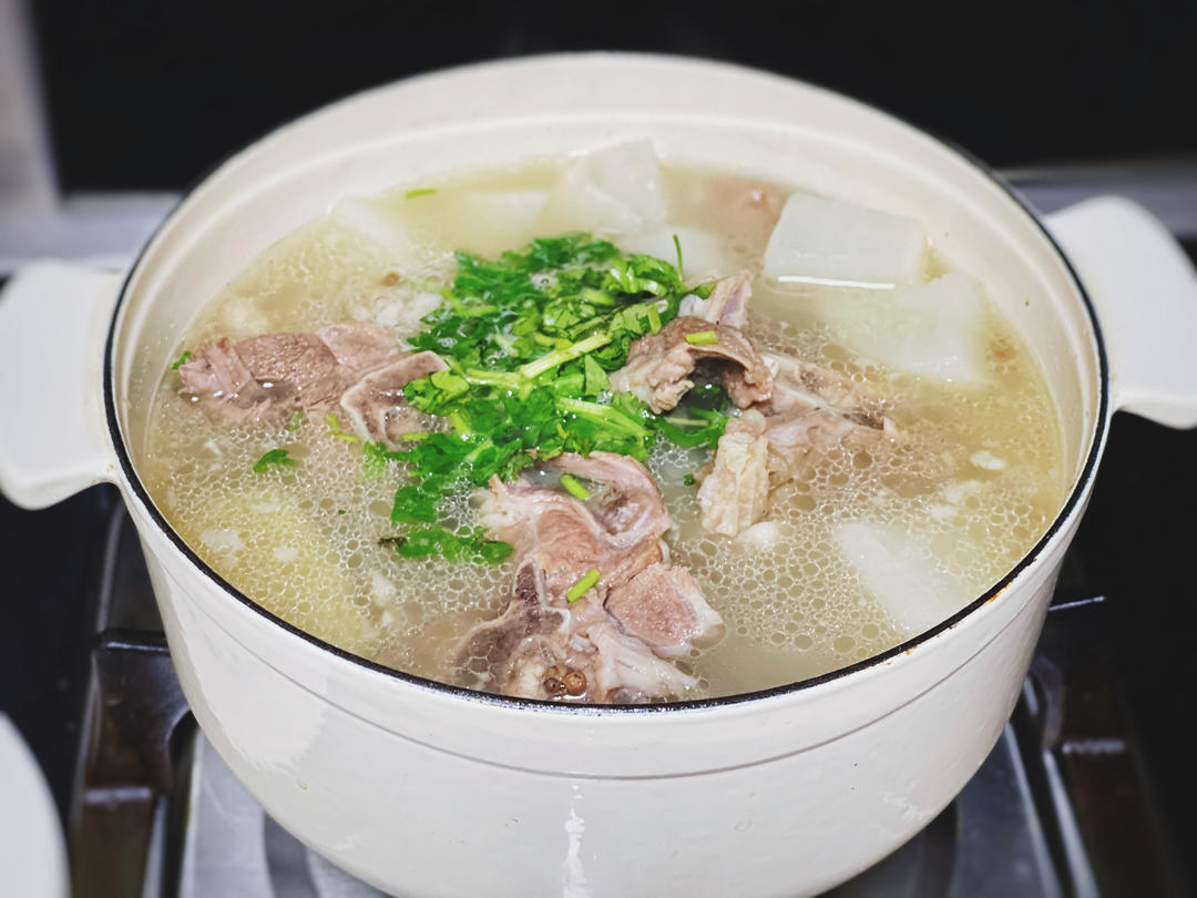 羊肉汤(炖萝卜)