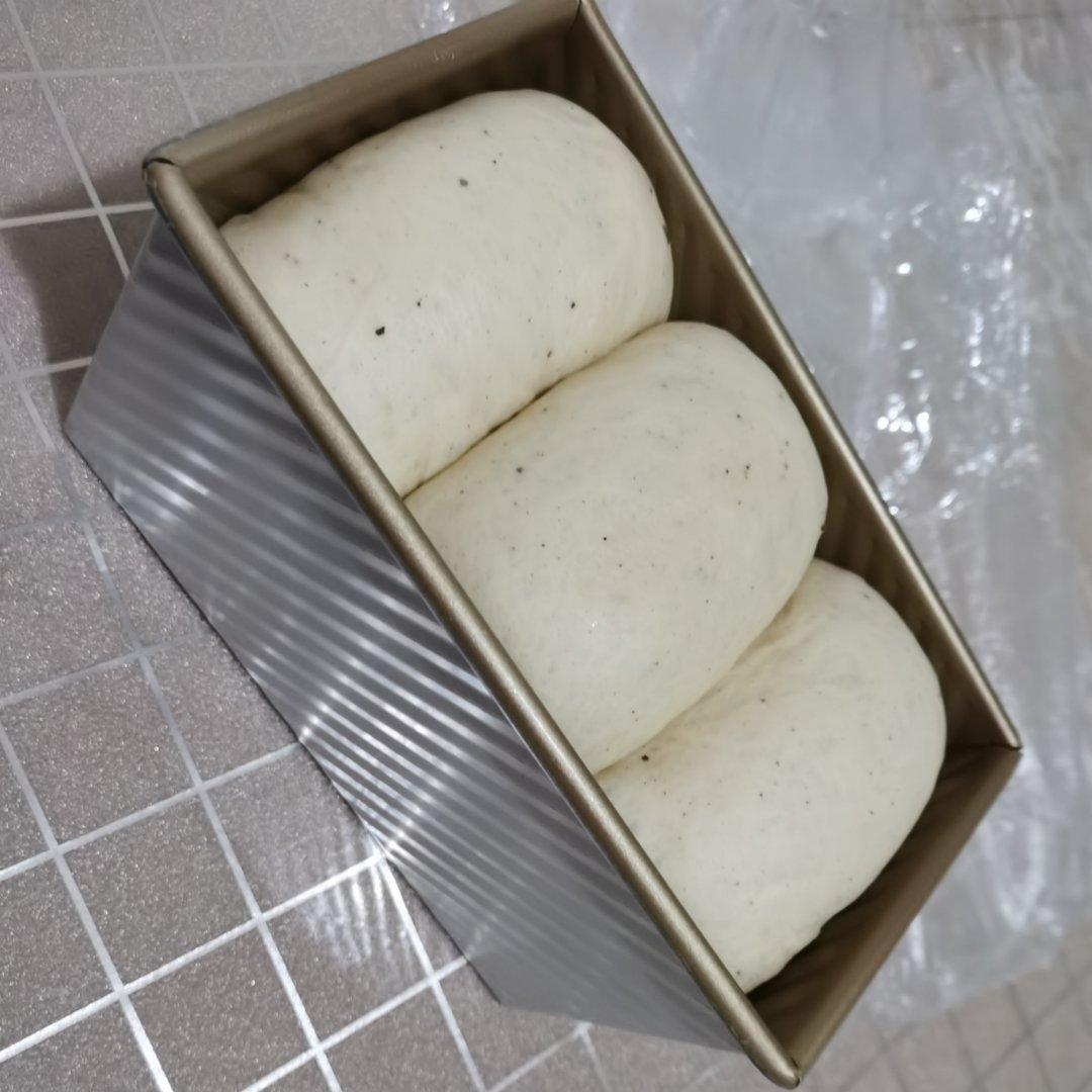 Poolish种（波兰种）吐司——不推荐不行的吐司配方