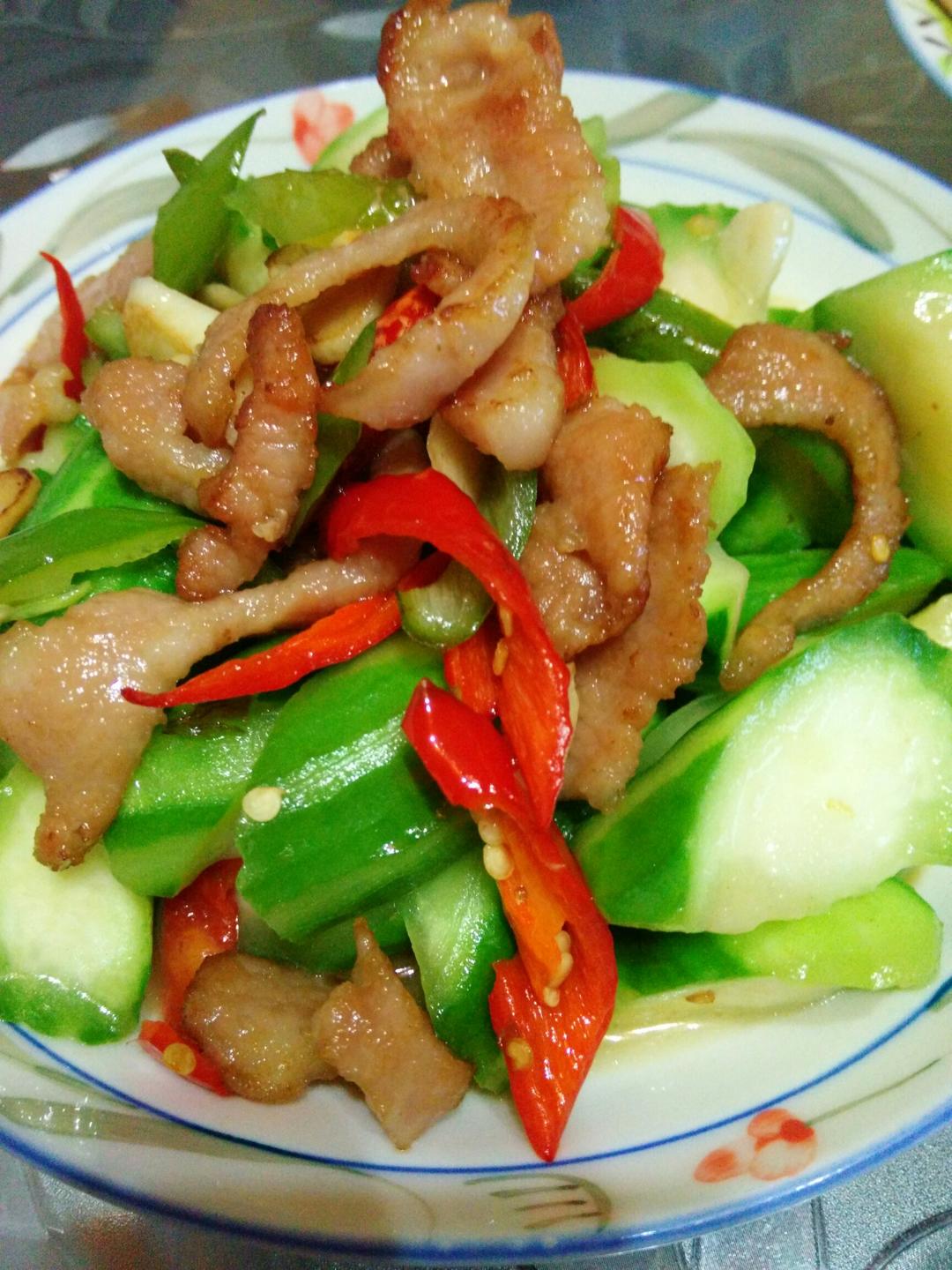 丝瓜炒肉片