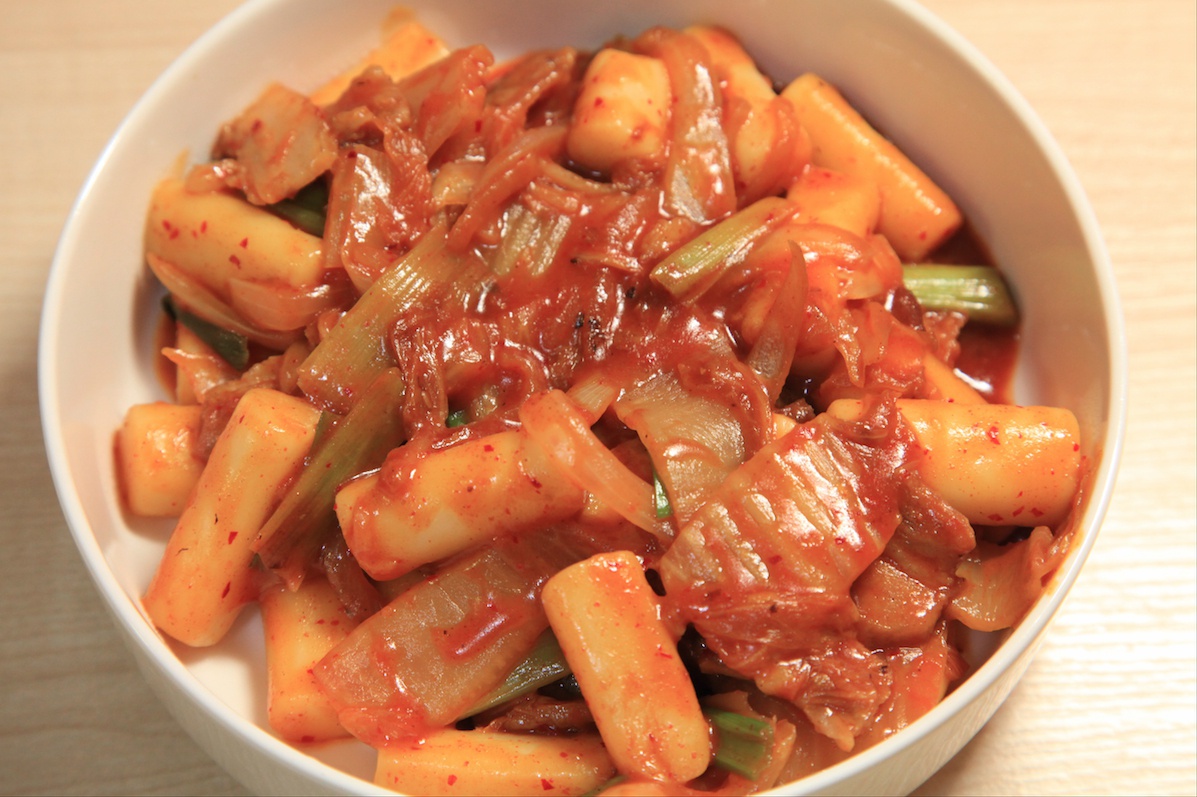 泡菜炒年糕