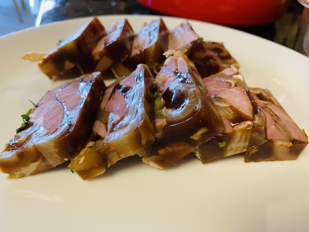 好吃的猪皮火腿冻