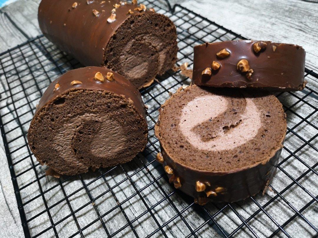 厦茉做的超美味脆皮梦龙卷&虎皮舒芙蕾卷&手指饼干蛋糕卷