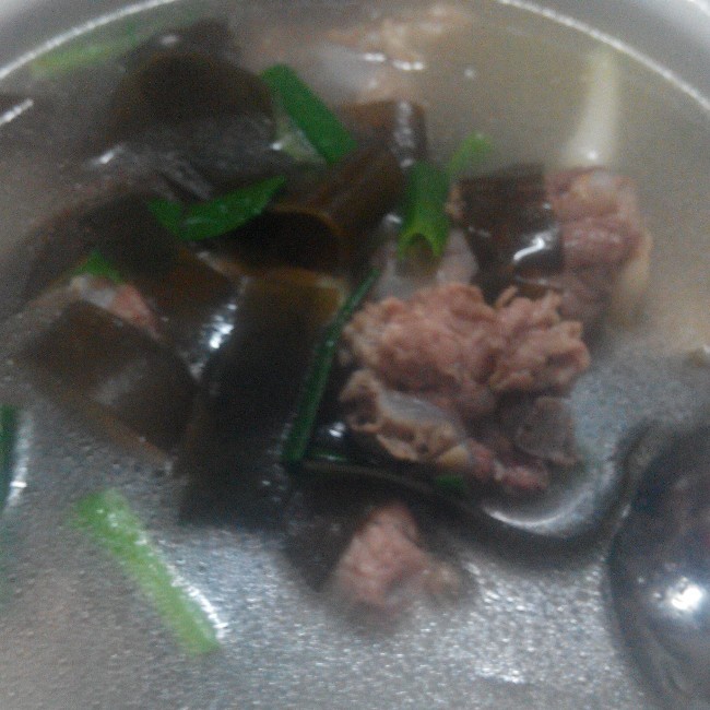 棒骨海带汤