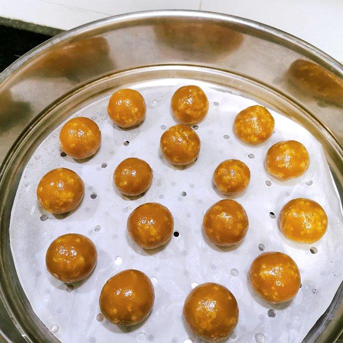 宁波特色小吃---灰汁团