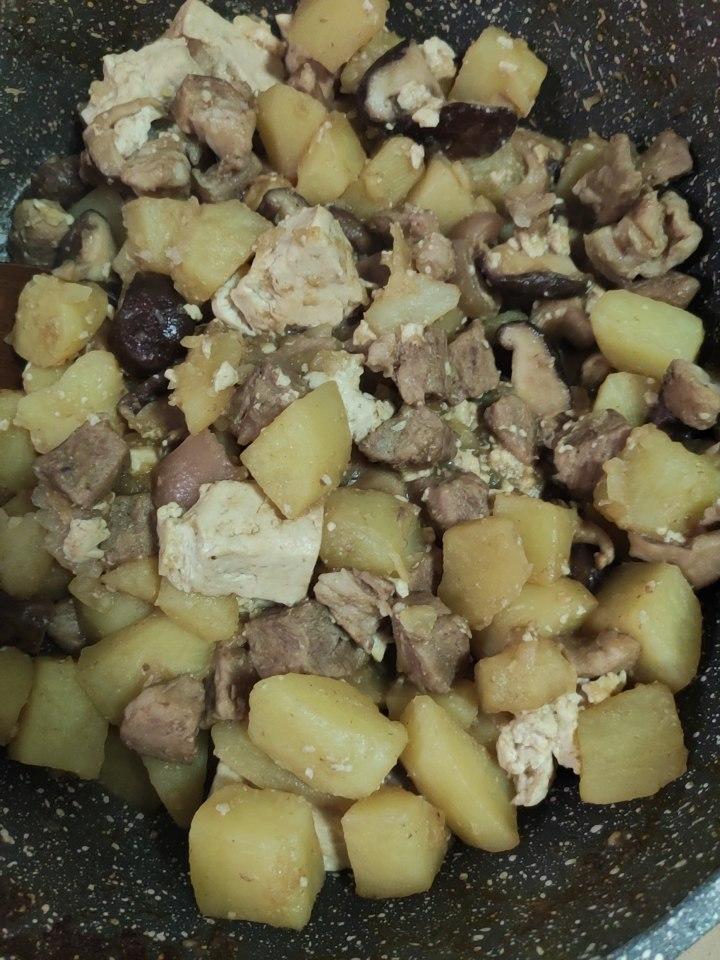 土豆炖肉