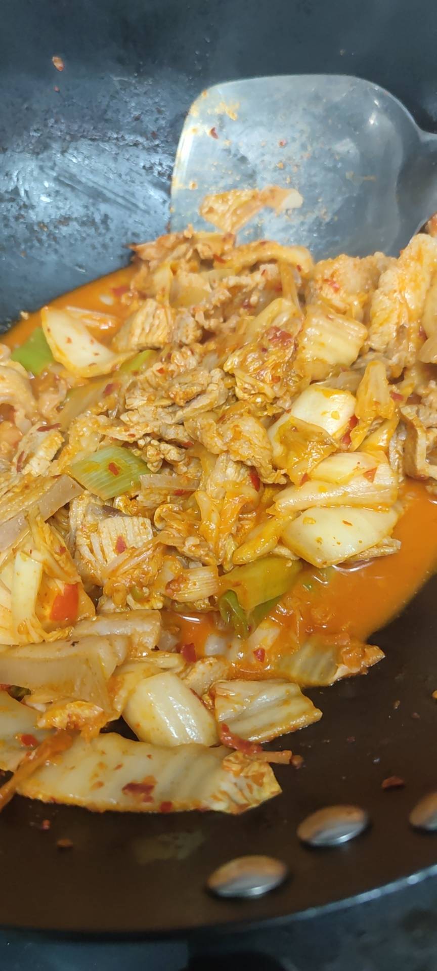 辣白菜炒五花肉