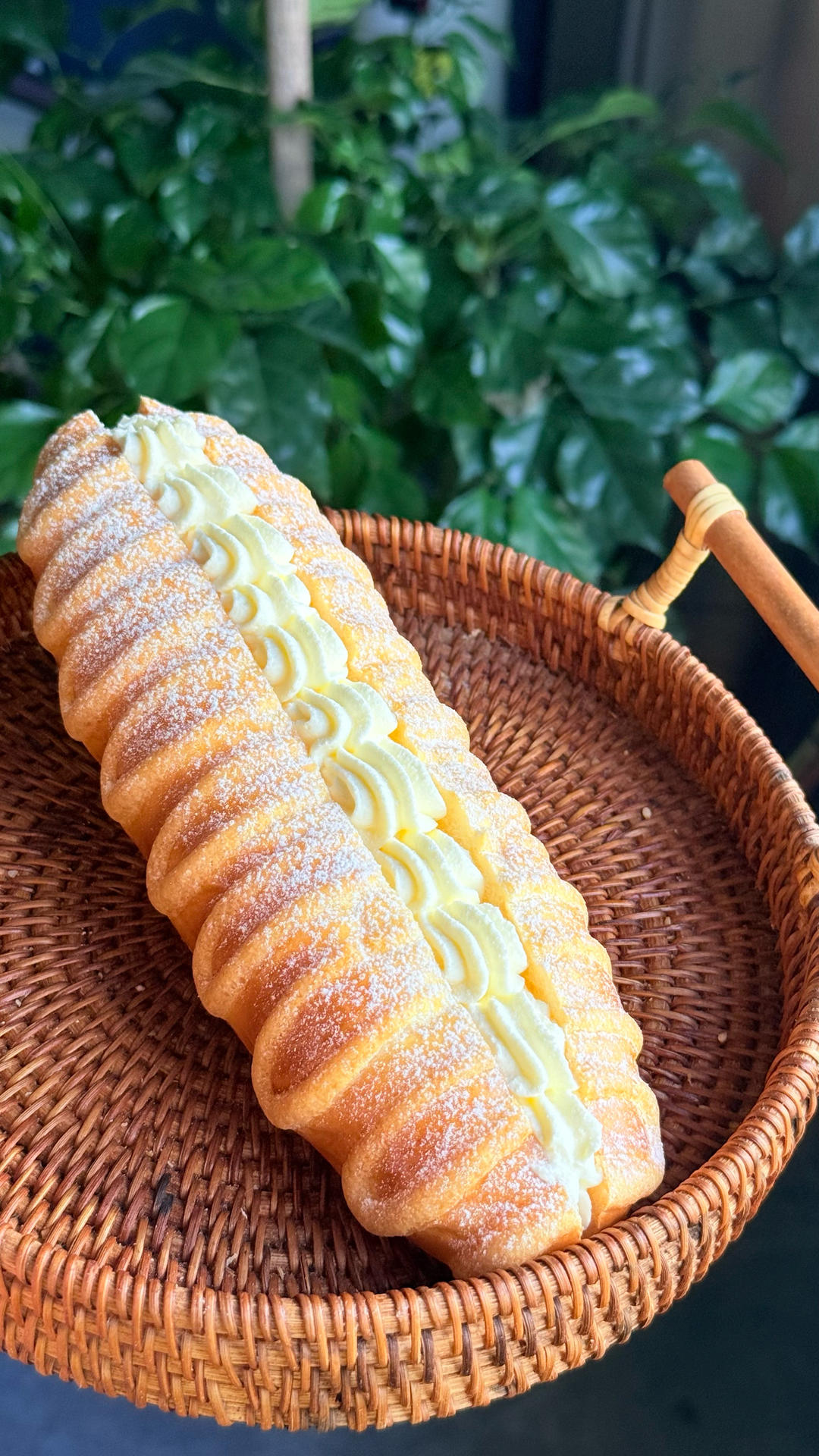 软萌毛毛虫面包