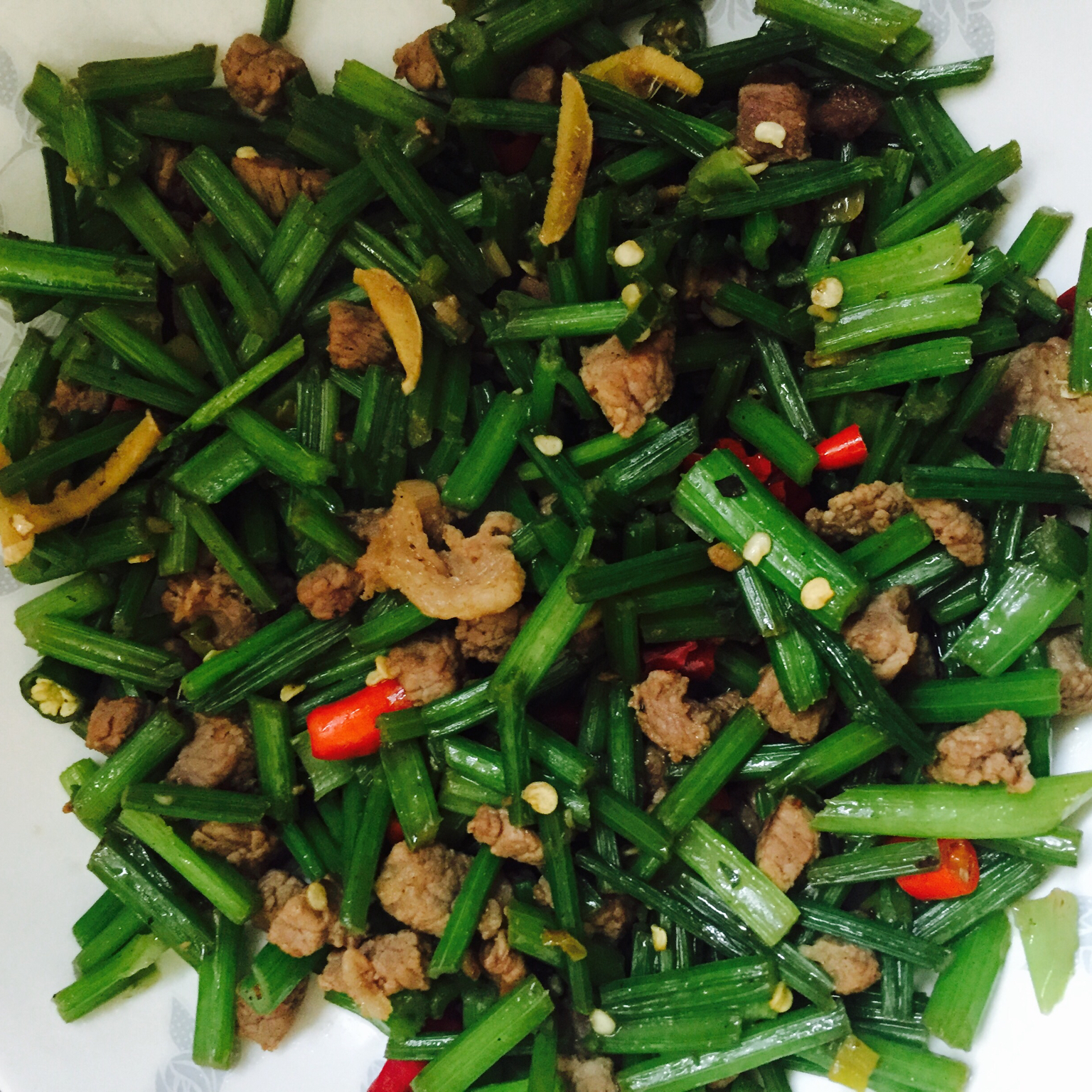 芹菜炒肉