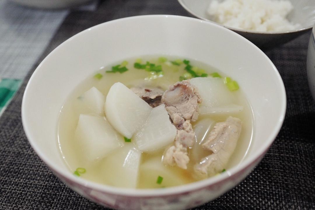 萝卜排骨汤