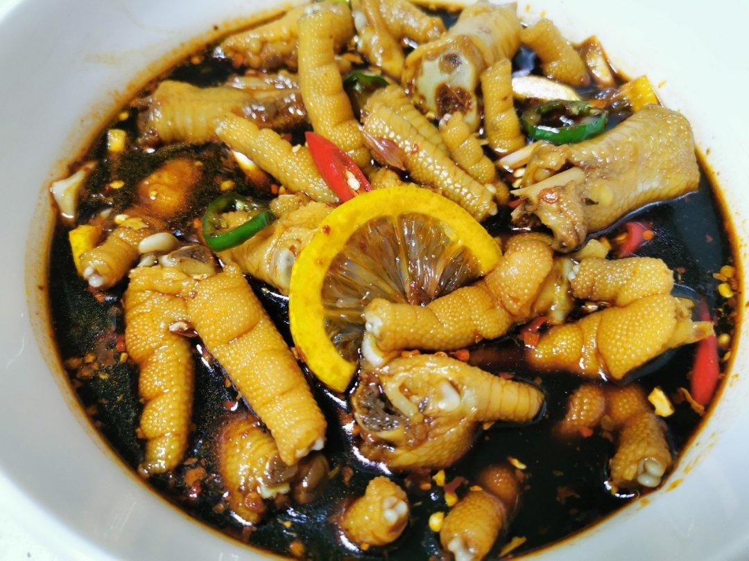 停不下来的秘制凉拌鸡爪