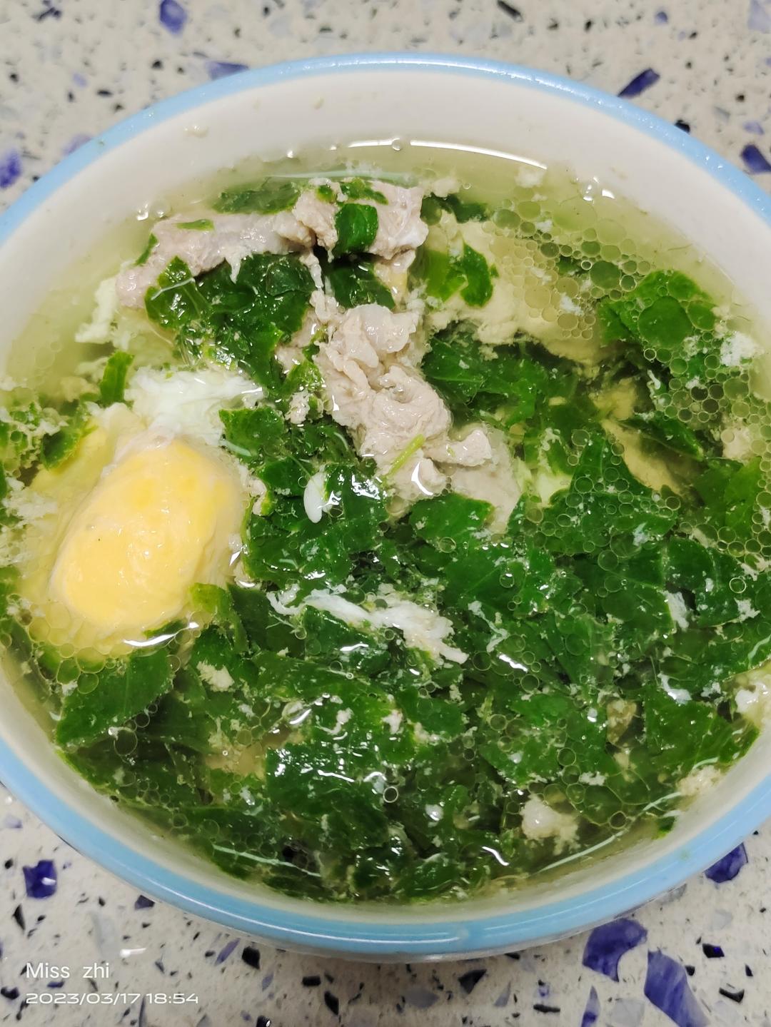 快手汤豆角叶瘦肉鸡蛋汤