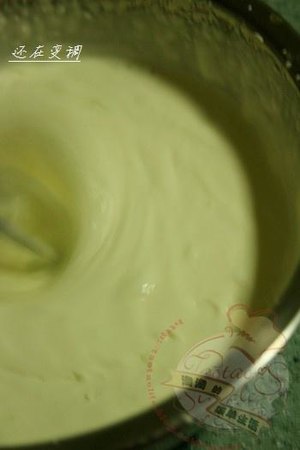 如何打发淡奶油的做法 步骤8