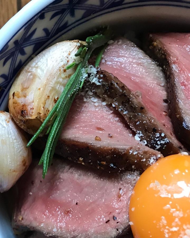 好吃到哭的煎牛排