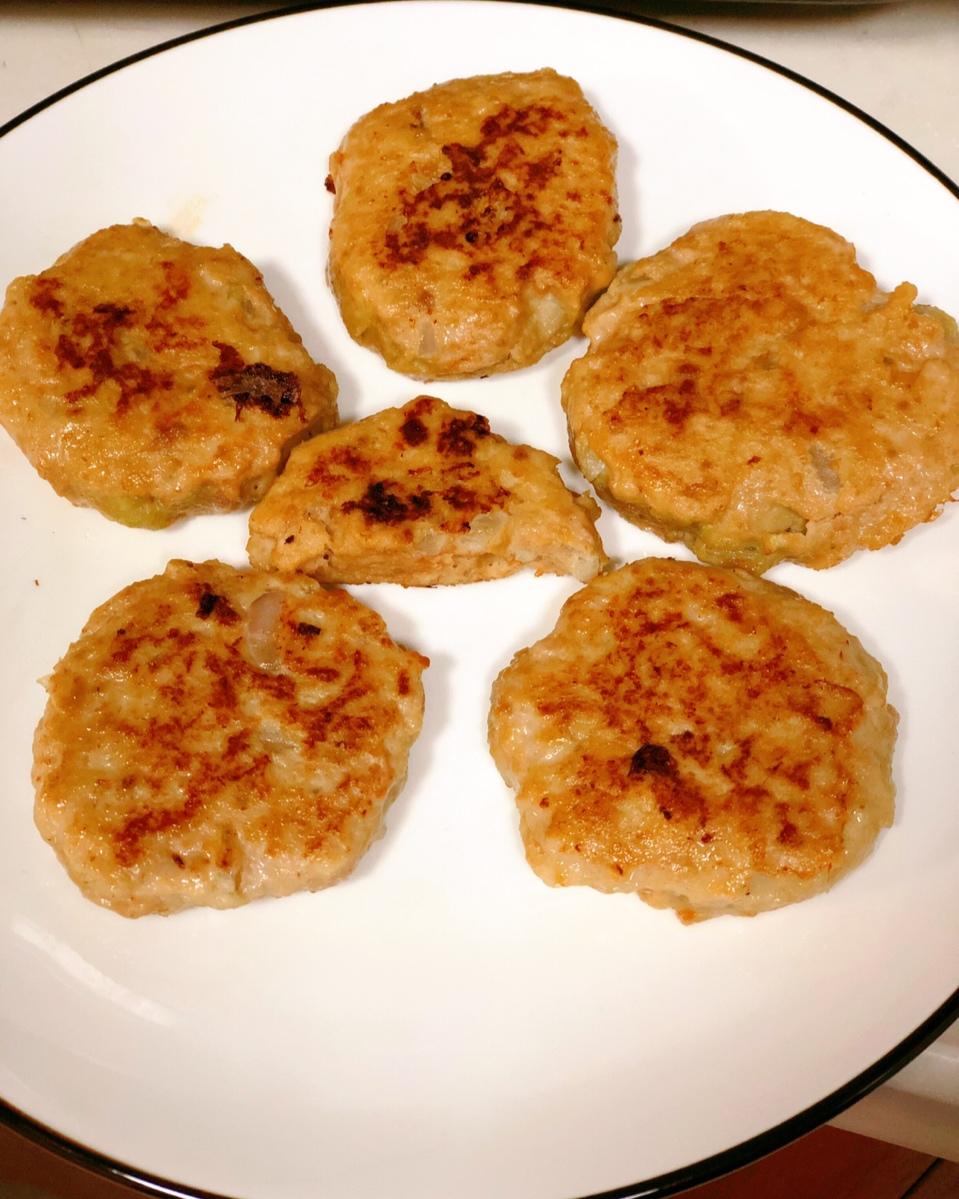 爆汁牛肉饼  宝宝辅食食谱