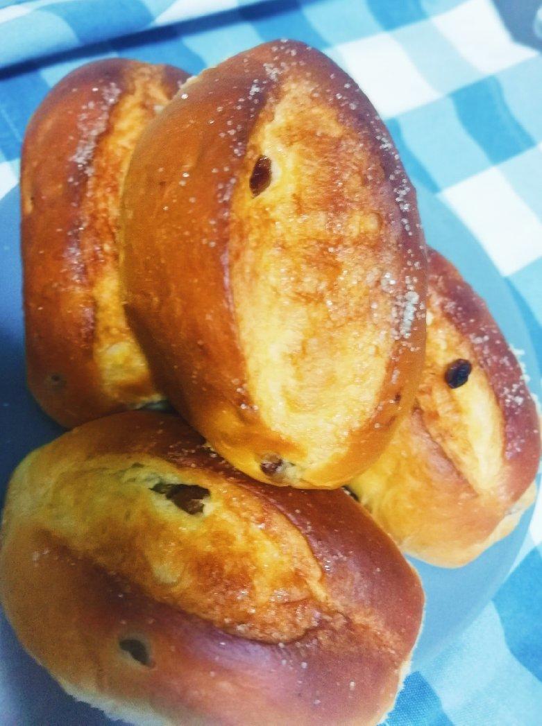 葡萄软欧（仿原麦山丘）Milk flavored bread filled with raisins and butter