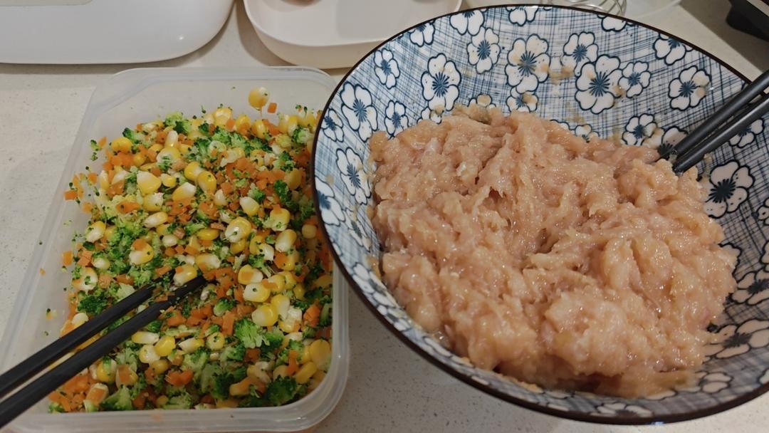 减肥餐低脂鸡胸肉饼