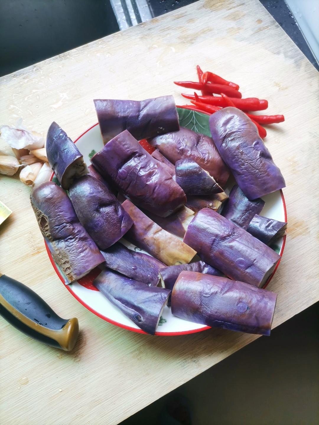 如何蒸出好看的紫色茄子