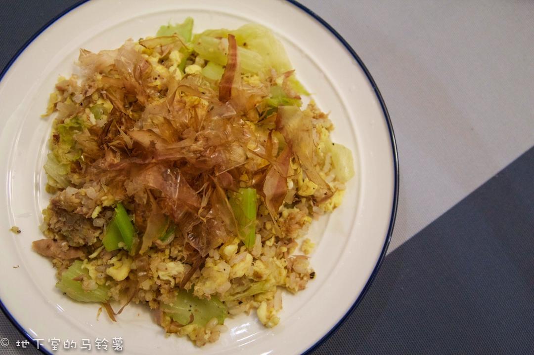 糙米金枪鱼蛋炒饭