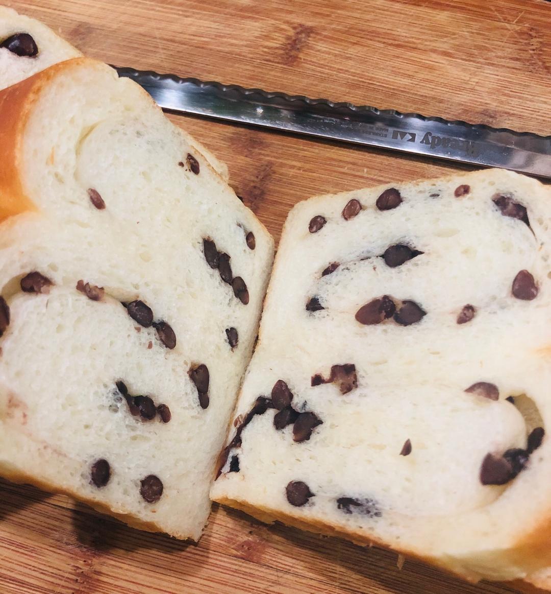 鲜奶红豆吐司