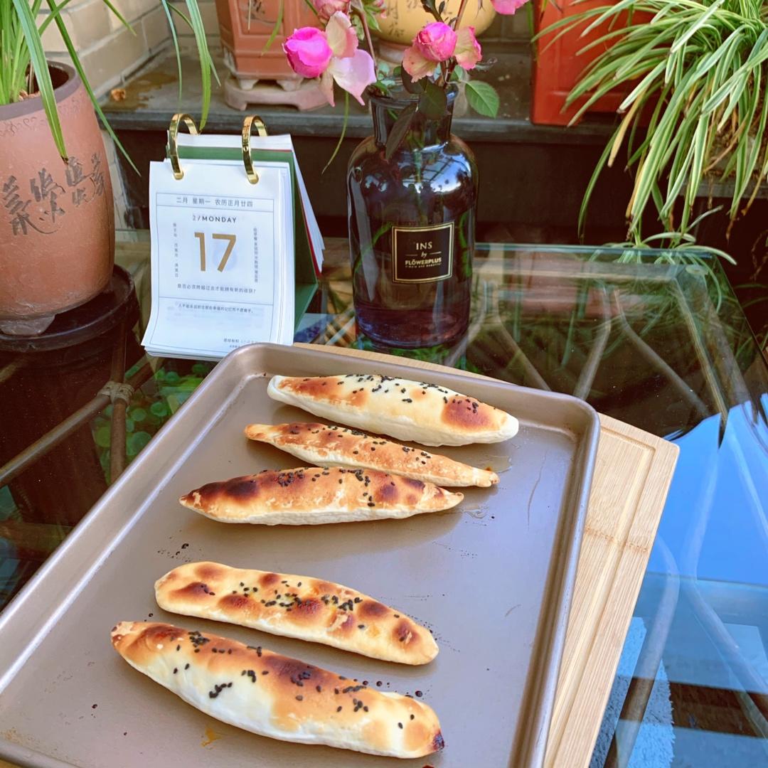 不用发面，简单易做，酥脆可口的空心糖烧饼