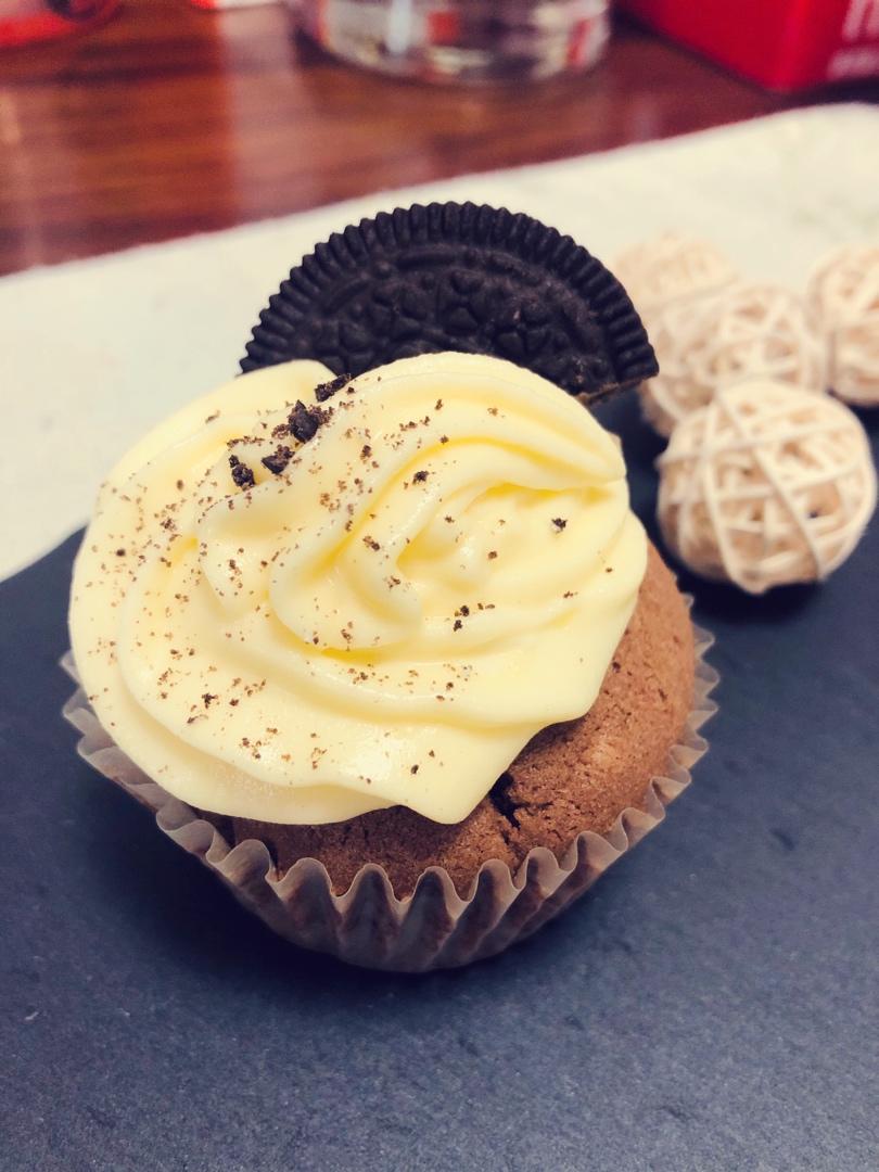 奥利奥杯子蛋糕 Oreo Cream Cupcakes