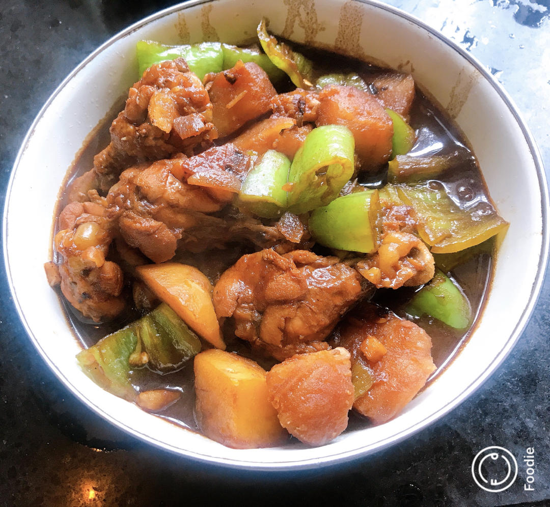 👏追剧下饭菜土豆鸡翅煲🙊一口气三碗饭