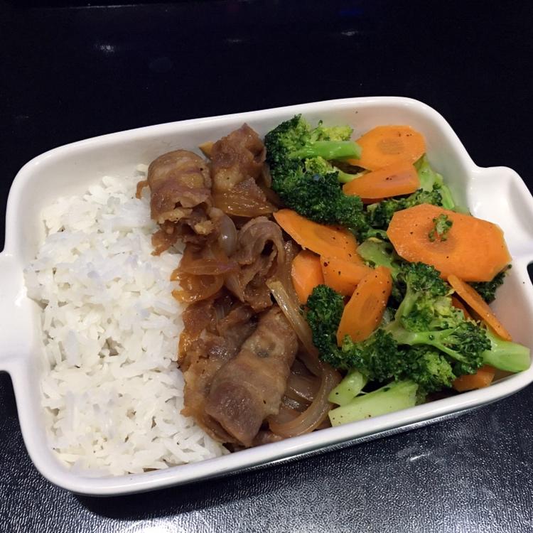日式肥牛饭