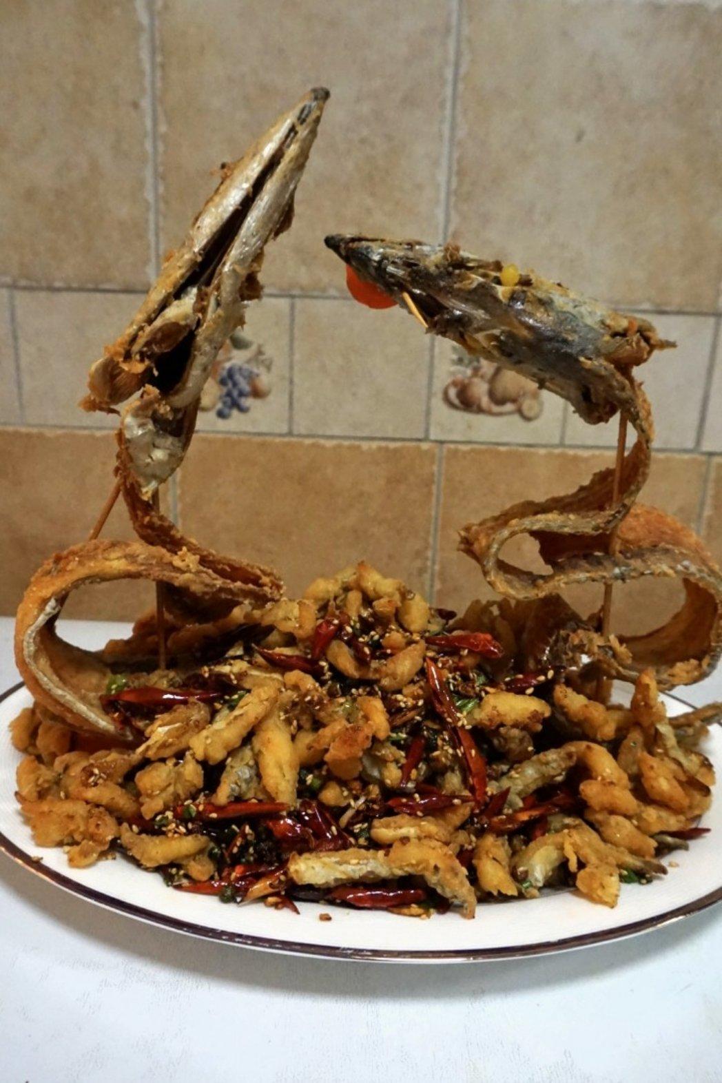 美小猪猪猪做的香酥带鱼(双龙戏珠,飞龙在天)