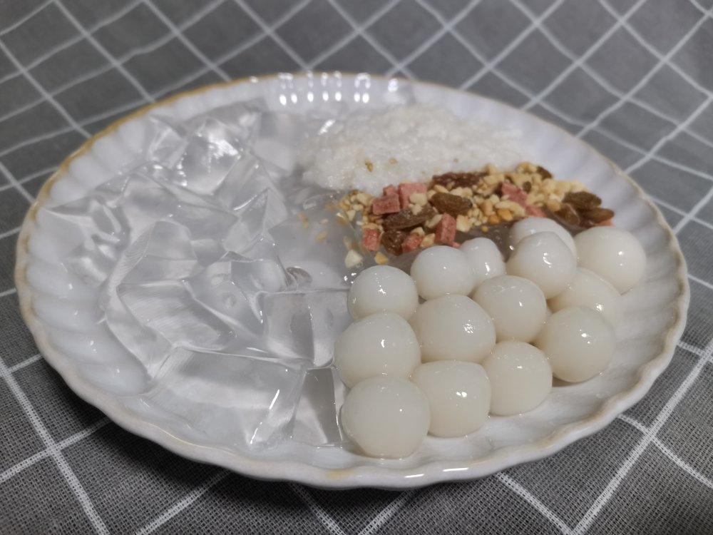 【黑糖桂花圆子冰粉】