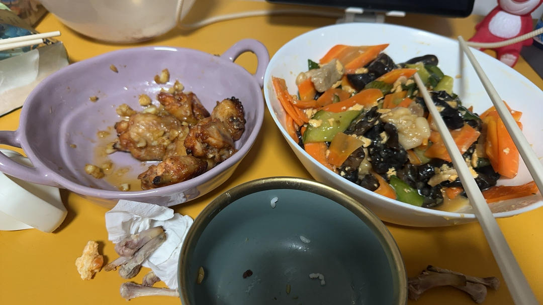 ✅挑战365天晚餐不重样第118天:干锅鸡翅‼️