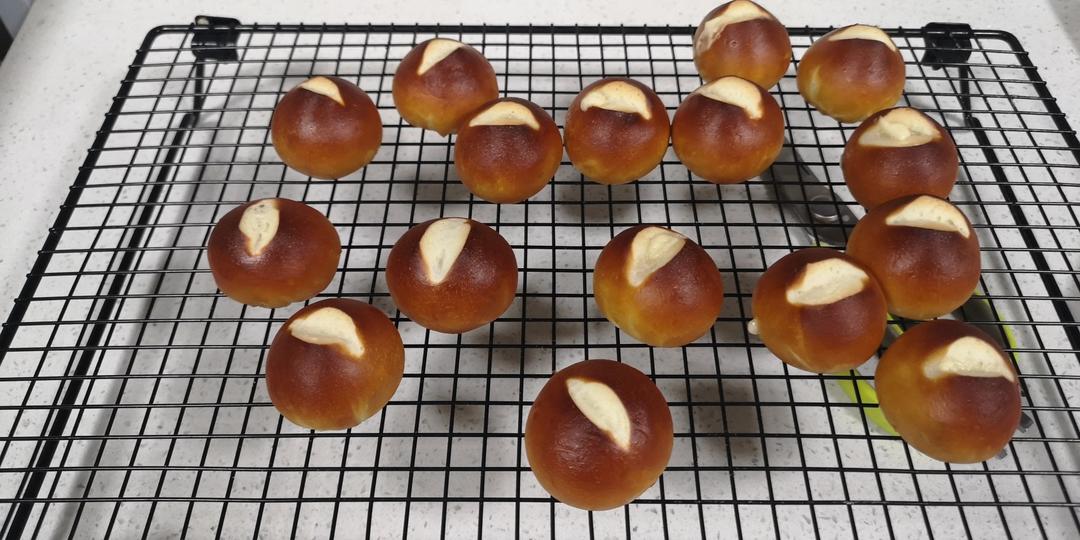 碱水小丸子（超可爱好操作的碱水面包）