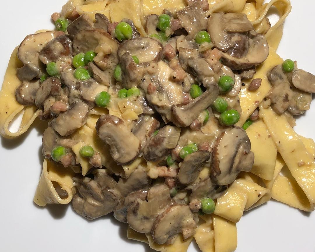 偶尔罪恶一次超好做超好吃的奶油蘑菇意面