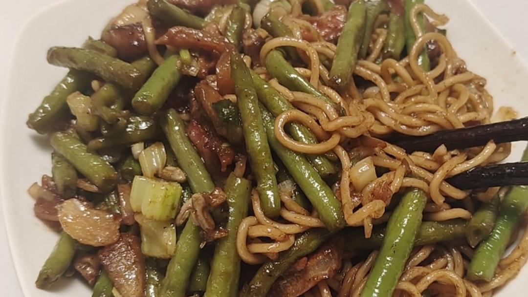地道老北京扁豆焖面 豆角焖面 太好吃小心吃撑哦