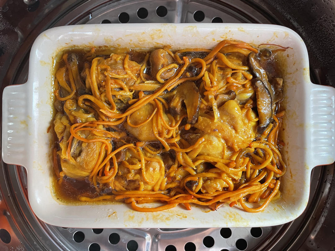 地道广东味——虫草花蒸鸡