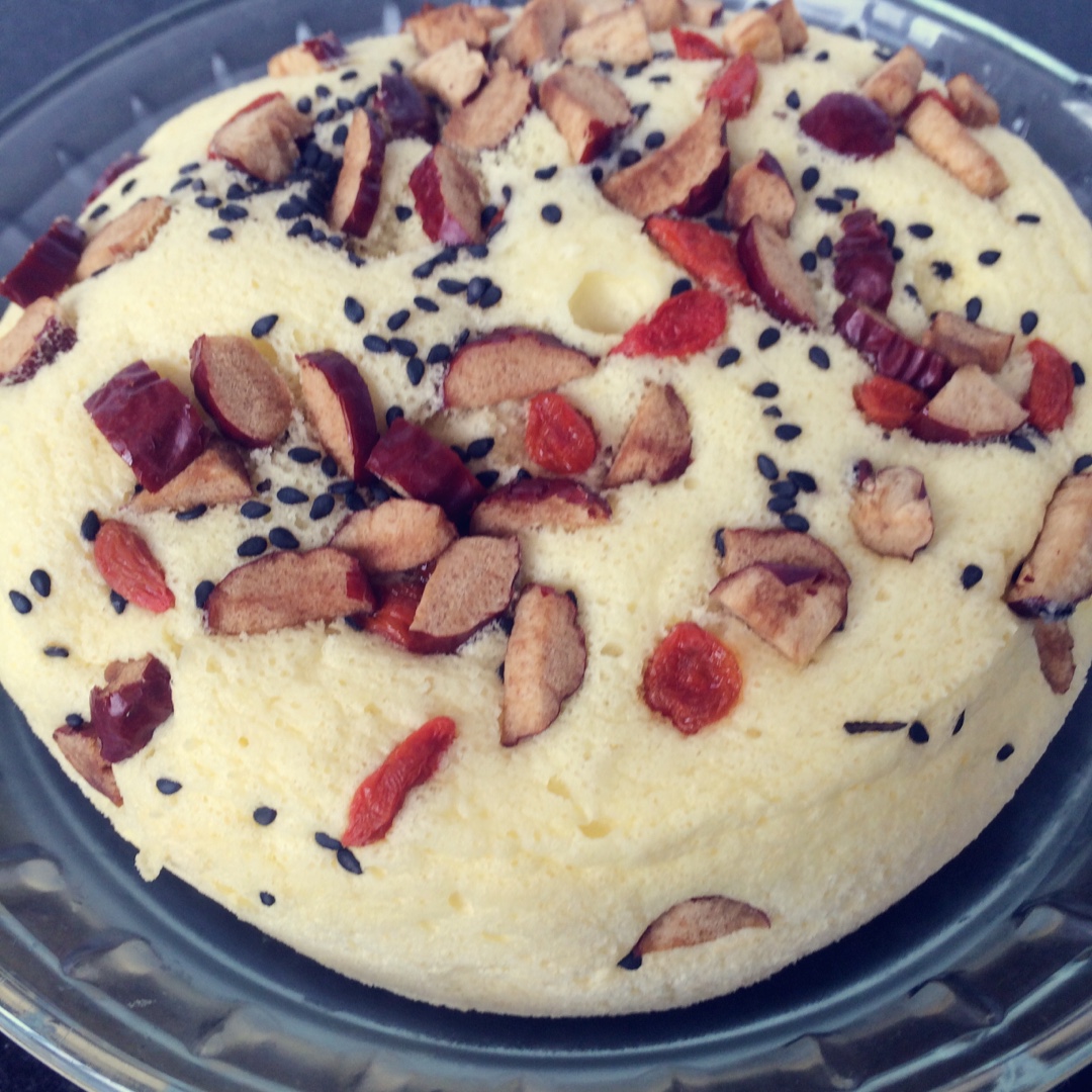 无油红枣蔓越莓酸奶蒸蛋糕