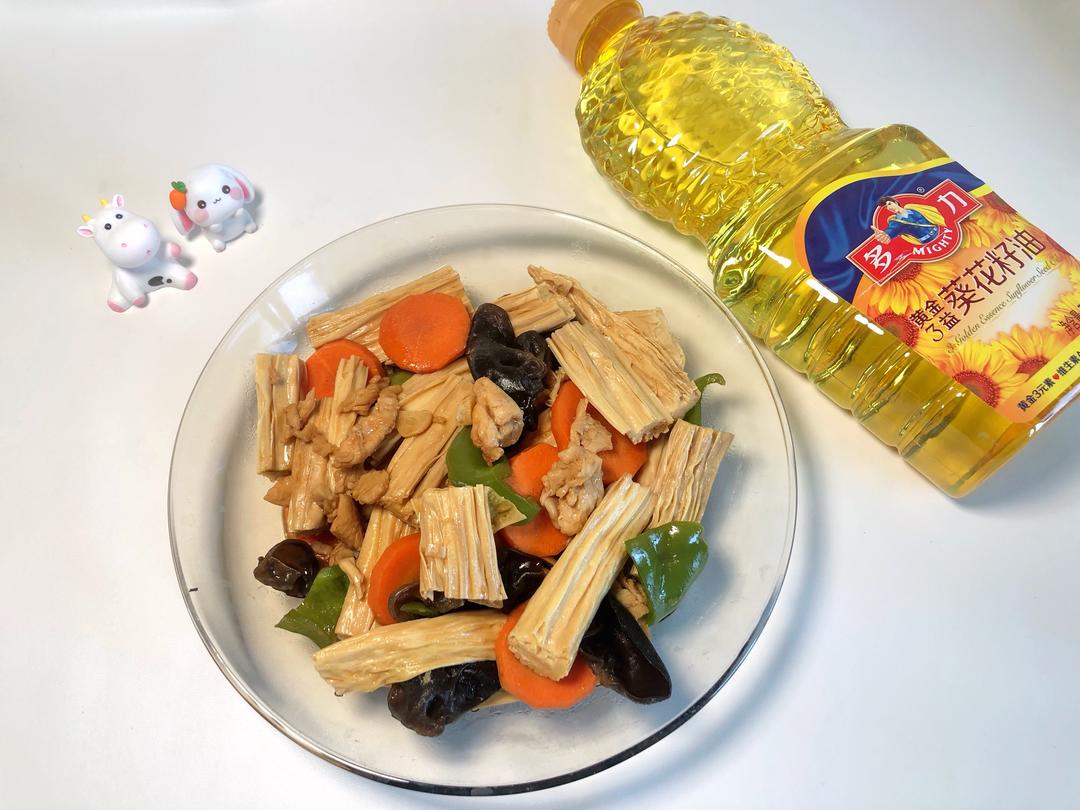 腐竹烧肉片的做法