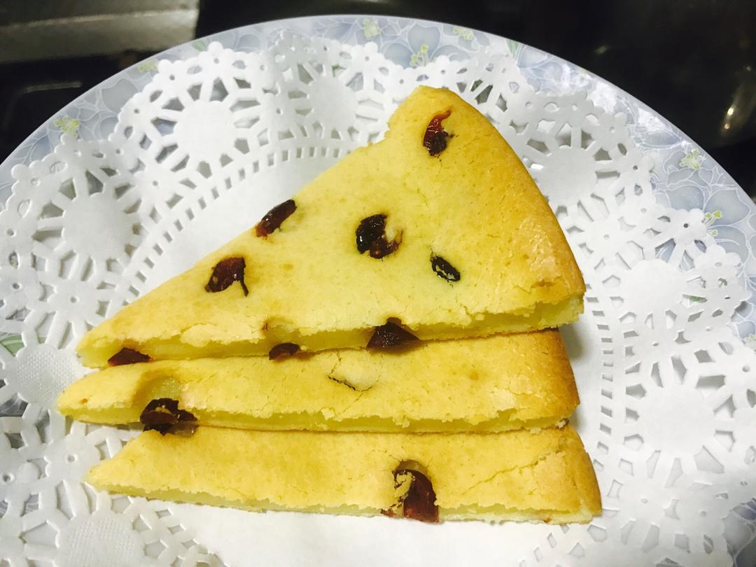 超好吃的奶香葡萄干脆烤年糕