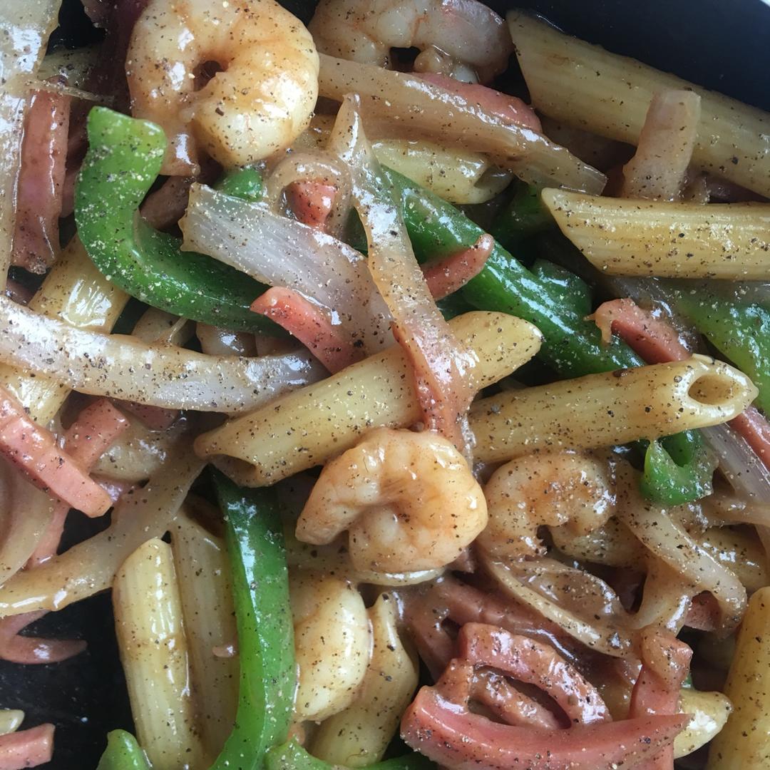 黑胡椒牛柳意大利面