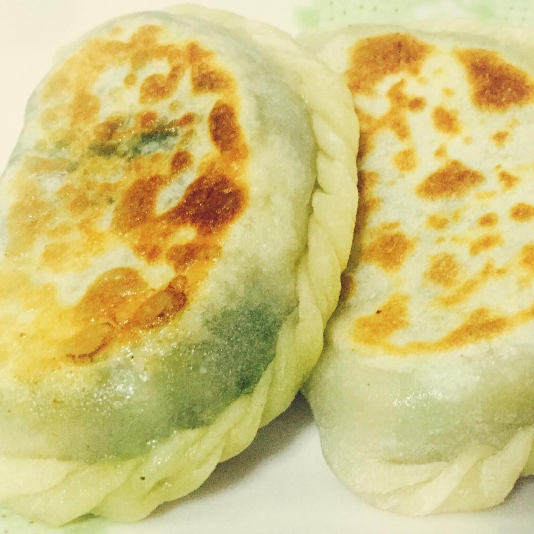水磨雪做的和面不粘手的韭菜盒子(附捏花边)【独家】