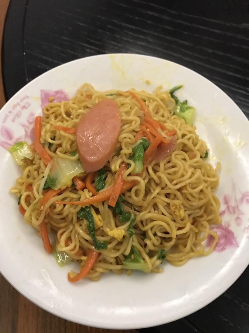 秒杀路边摊的炒方便面