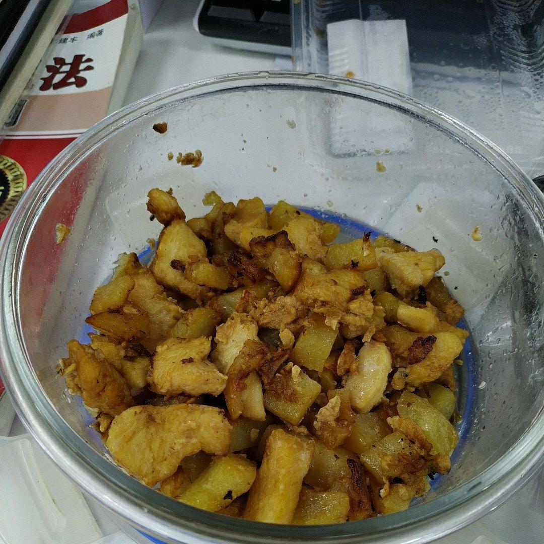 一道怎么做都好吃的干煎土豆鸡丁（红烧，咖喱，椒盐，孜然）