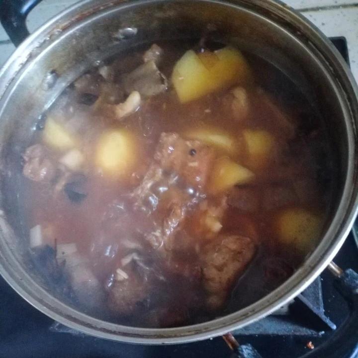 土豆炖牛肉-家常好吃快手！