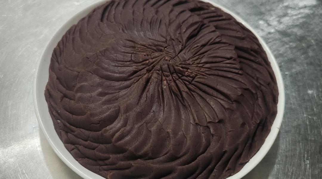 红豆沙馅，入口即化，古法制作无须机器